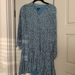 Ann Taylor button front flounce hem dress